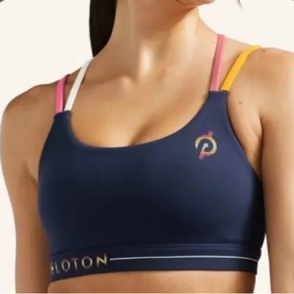 NEW IN BAG Peloton Strappy Cadent Bra Size M Medium